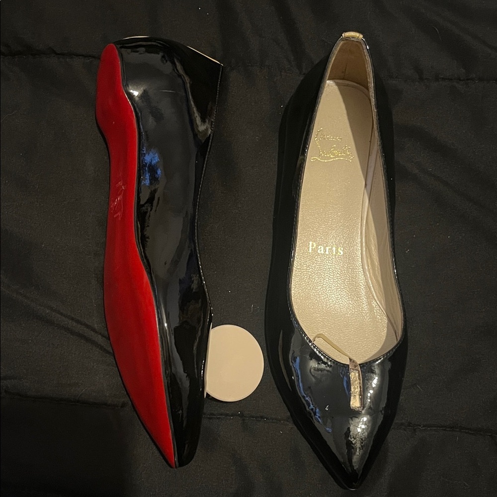 Christian Louboutin SALVAGE Madam Mouse size 38 Black Patent Leather Flats